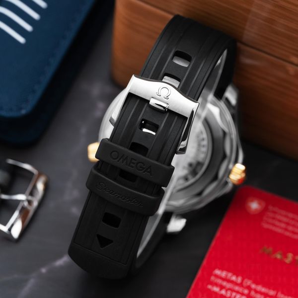 Omega Seamaster Diver 300m 210.22.42.20.01.001